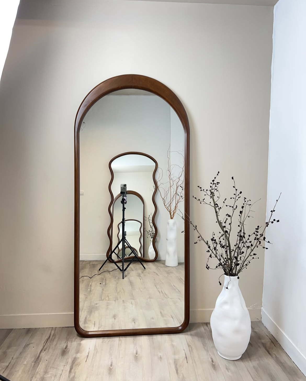 Minimal mirror styling 15